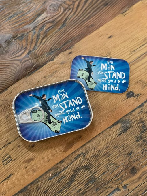 Blikjes post man van stand