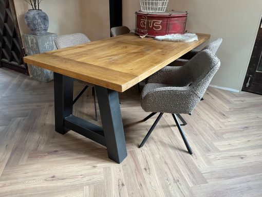 Tafel eiken/staal