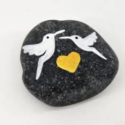 steen klein vredesduiven hartje 1,5x7cm grijs