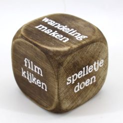 Dobbelsteen wat te doen 8x8cm naturel
