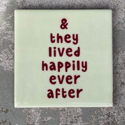 Tegeltje World needs more dads | Hippe Spreuktegel | Afscheid cadeau| Nieuwe woning cadeau | Housewarming cadeau |Verjaardagscadeau | Birthday |Verjaardag |brievenbuscadeau