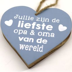 Teksthart hangend liefste opa en oma van de wereld 18x18cm